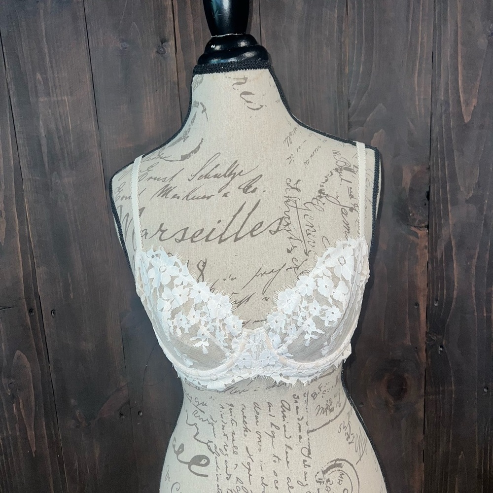 Victoria’s Secret Wicked Unlined Lace Balconette Bra